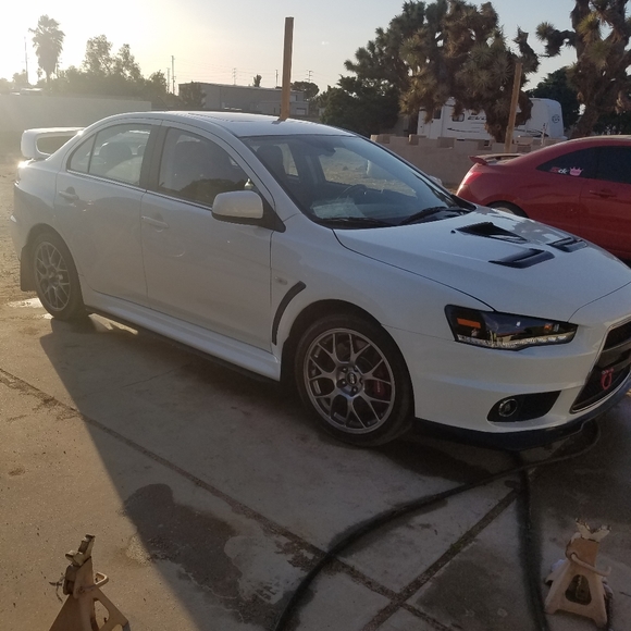 Welcome to my Closet!!!🤗 - Picture 4 of 4